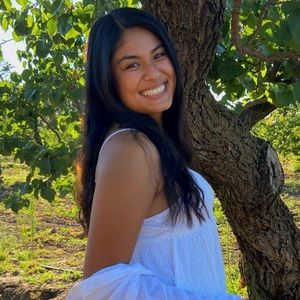 Meet your Posher, Asha